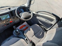 ISUZU Elf Aluminum Van TRG-NMR85AR 2018 177,967km_24