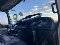 ISUZU Giga Self Loader QKG-CYH77A 2013 357,588km_32