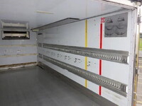 ISUZU Forward Refrigerator & Freezer Truck 2PG-FRR90S2 2018 653,000km_15