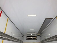 ISUZU Forward Refrigerator & Freezer Truck 2PG-FRR90S2 2018 653,000km_19