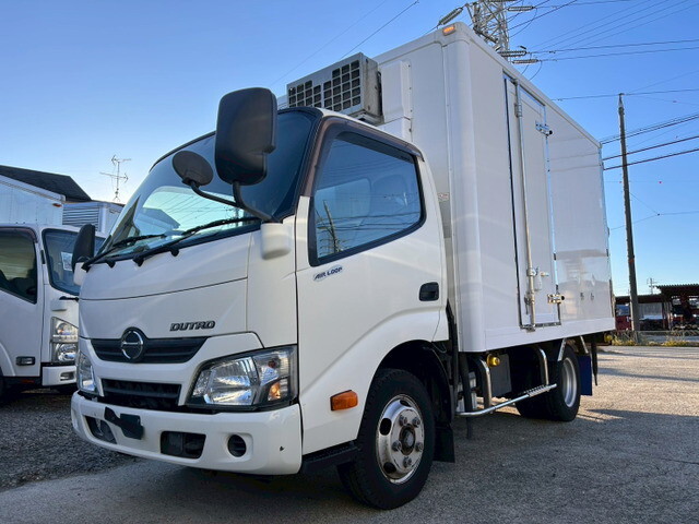 HINO Dutro Refrigerator & Freezer Truck TPG-XZC605M 2018 282,000km_1
