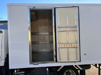 HINO Dutro Refrigerator & Freezer Truck TPG-XZC605M 2018 282,000km_11