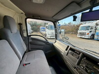 ISUZU Elf Aluminum Wing TRG-NPR85AN 2015 238,000km_16