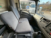 ISUZU Elf Aluminum Wing TRG-NPR85AN 2015 238,000km_17