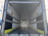 ISUZU Giga Refrigerator & Freezer Truck QKG-CYL77B 2016 58,000km_25