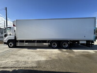 ISUZU Giga Refrigerator & Freezer Truck QKG-CYL77B 2016 58,000km_5