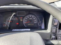 ISUZU Elf Aluminum Van TRG-NMR85AN 2018 193,000km_16