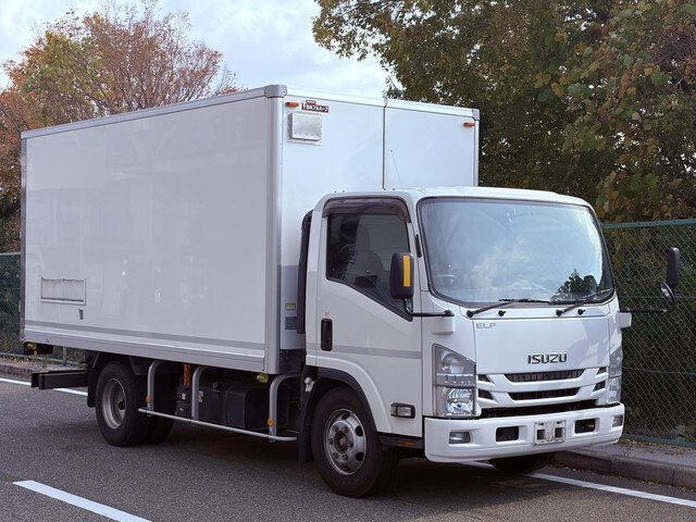 ISUZU Elf Panel Van 2RG-NPR88YN 2019 210,000km_1