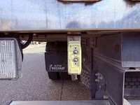 ISUZU Elf Panel Van 2RG-NPR88YN 2019 210,000km_17