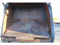 ISUZU Elf Garbage Truck TKG-NMR85AN 2012 318,627km_18