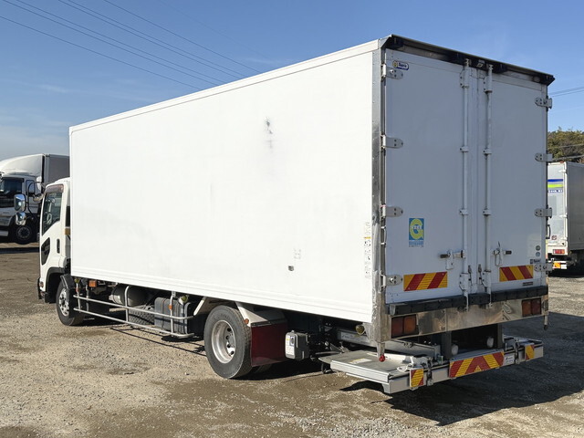 Forward Refrigerator & Freezer Truck_2