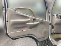 TOYOTA Dyna Panel Van PB-XZU306 2004 165,657km_23