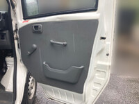 NISSAN Others Covered Truck GBD-U71T 2012 90,129km_23