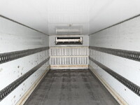 ISUZU Forward Refrigerator & Freezer Truck TKG-FRR90T2 2016 718,650km_12