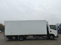 ISUZU Forward Refrigerator & Freezer Truck TKG-FRR90T2 2016 718,650km_8