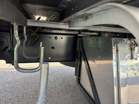 UD TRUCKS Quon Panel Wing 2PG-CG5CA 2020 404,011km_32