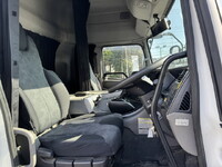 UD TRUCKS Quon Panel Wing 2PG-CG5CA 2020 404,011km_6