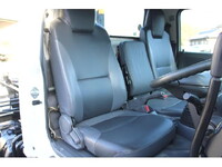 ISUZU Elf Container Carrier Truck BKG-NKR85AN 2011 41,000km_35