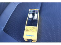 ISUZU Elf Container Carrier Truck BKG-NKR85AN 2011 41,000km_39