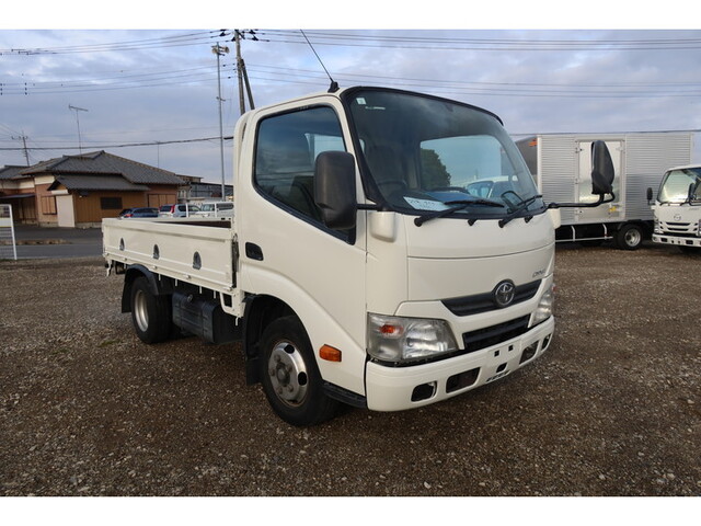 TOYOTA Toyoace Flat Body TKG-XZU605 2015 203,570km