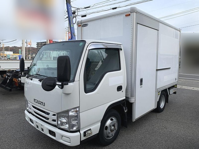 ISUZU Elf Panel Van TRG-NHR85AN 2017 177,000km