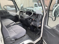 ISUZU Elf Panel Van TRG-NHR85AN 2017 177,000km_14