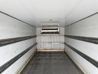 ISUZU Forward Refrigerator & Freezer Truck TKG-FRR90T2 2016 831,100km_13