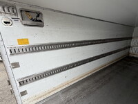 ISUZU Forward Refrigerator & Freezer Truck TKG-FRR90T2 2016 831,100km_17