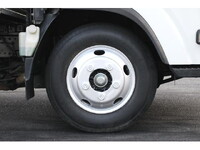 ISUZU Elf Aluminum Van TRG-NMR85AR 2018 125,000km_30