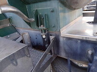 UD TRUCKS Quon Tank Lorry QKG-CD5XM 2016 515,329km_27