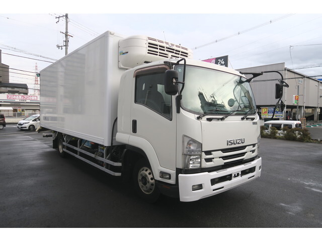 ISUZU Forward Refrigerator & Freezer Truck TKG-FRR90S2 2016 554,075km