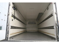 ISUZU Forward Refrigerator & Freezer Truck TKG-FRR90S2 2016 554,075km_8