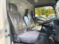 ISUZU Elf Panel Van TRG-NLR85AN 2017 206,381km_18