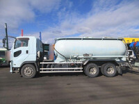 ISUZU Giga バルクシャ（フンリュウタイウンパンシャ） QKG-CYM77BM 2016 136,000km_7