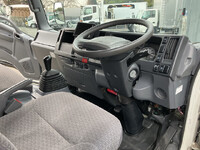 ISUZU Elf Aluminum Van TPG-NPS85AN 2018 246,797km_32