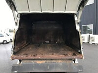 ISUZU Elf Garbage Truck PDG-NPR75N 2009 242,000km_19