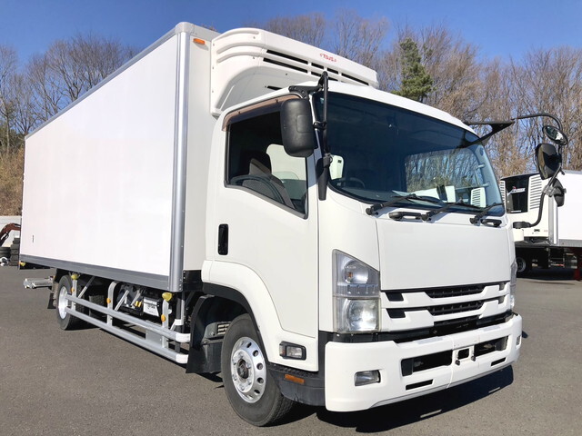 Forward Refrigerator & Freezer Truck_1