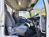 ISUZU Forward Refrigerator & Freezer Truck TKG-FRR90S2 2015 551,000km_29