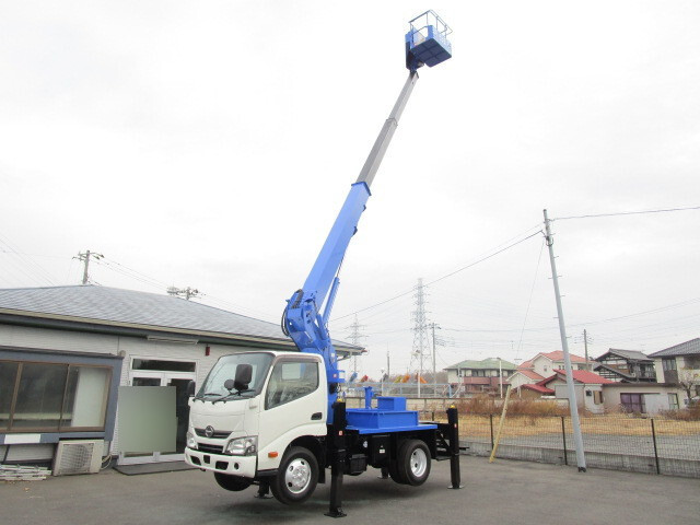 HINO Dutro Cherry Picker TKG-XZU600E 2016 23,000km