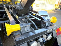 HINO Ranger Container Carrier Truck TKG-FD9JJAA 2016 328,720km_6