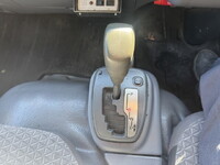 ISUZU Elf Bottle Van TRG-NMR85AN 2018 120,540km_11