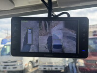 ISUZU Elf Bottle Van TRG-NMR85AN 2018 120,540km_12