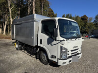 ISUZU Elf Bottle Van TRG-NMR85AN 2018 120,540km_3