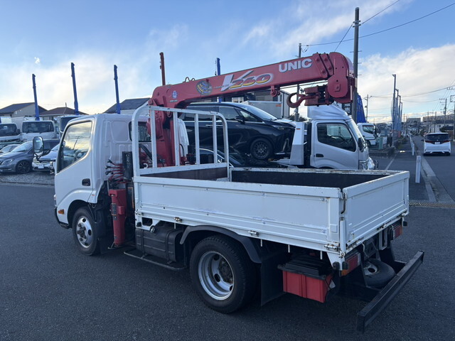 Toyoace Truck (With 3 Steps Of Cranes)_2