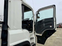 NIPPON FRUEHAUF Giga Aluminum Wing QKG-CYJ77B 2017 669,000km_17