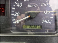 ISUZU Giga Trailer Head PKG-EXZ52J8 2010 304,000km_10