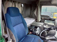 ISUZU Giga Trailer Head PKG-EXZ52J8 2010 304,000km_18