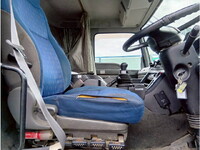 ISUZU Giga Trailer Head PKG-EXZ52J8 2010 304,000km_19