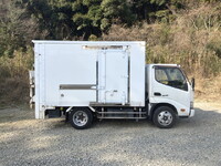 HINO Dutro Panel Van TKG-XZU605M 2018 221,180km_7