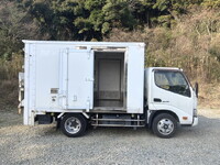 HINO Dutro Panel Van TKG-XZU605M 2018 221,180km_8